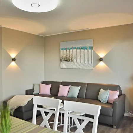 Tolle Ferienwohnung Mit Meerblick - Fördeblick 23 * Laboe